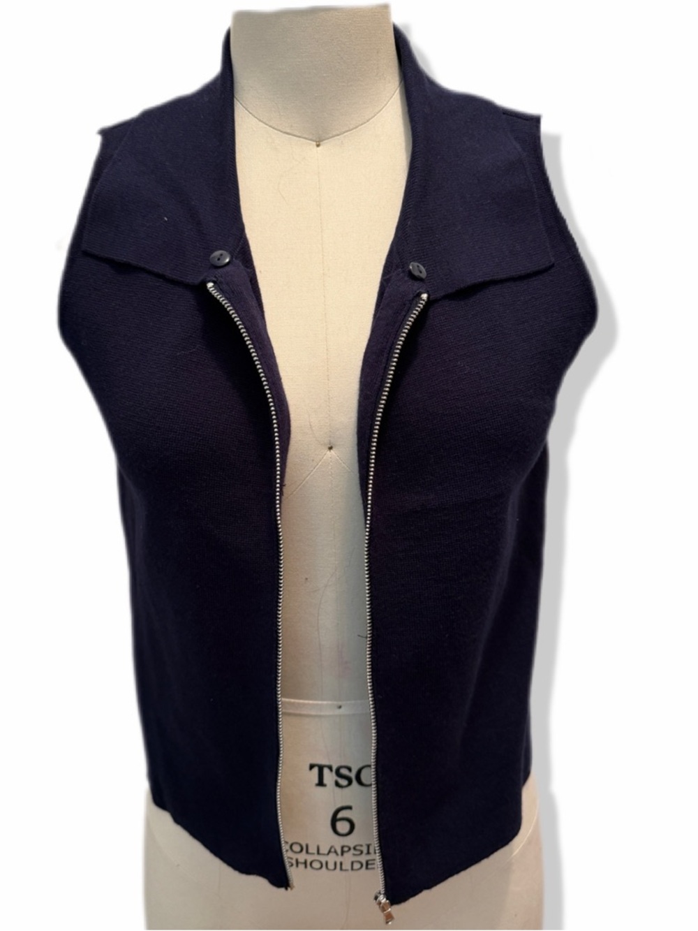 NWT Camila Coelho Navy Fur-Collar Zip Front Sleeveless Sweater - Picture 6 of 7